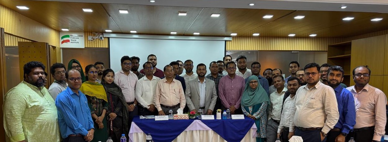 Certificate Giving Ceremony of the Training Program on ‘Rules and Procedures for Import and Export’ held on 10 July 2025